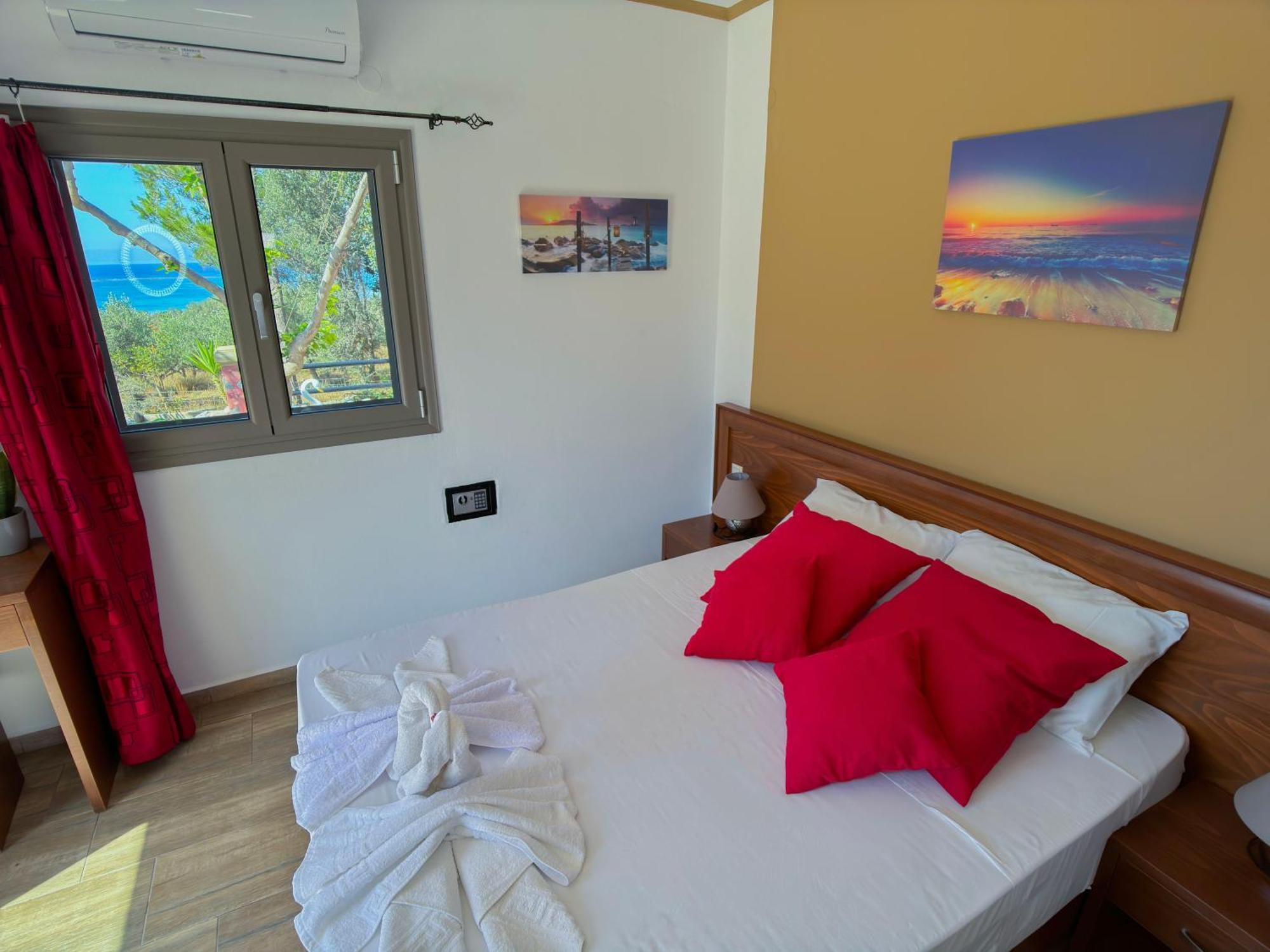 Beautiful Life Rooms With Sea View - Next To Elafonisi Beach Esterno foto