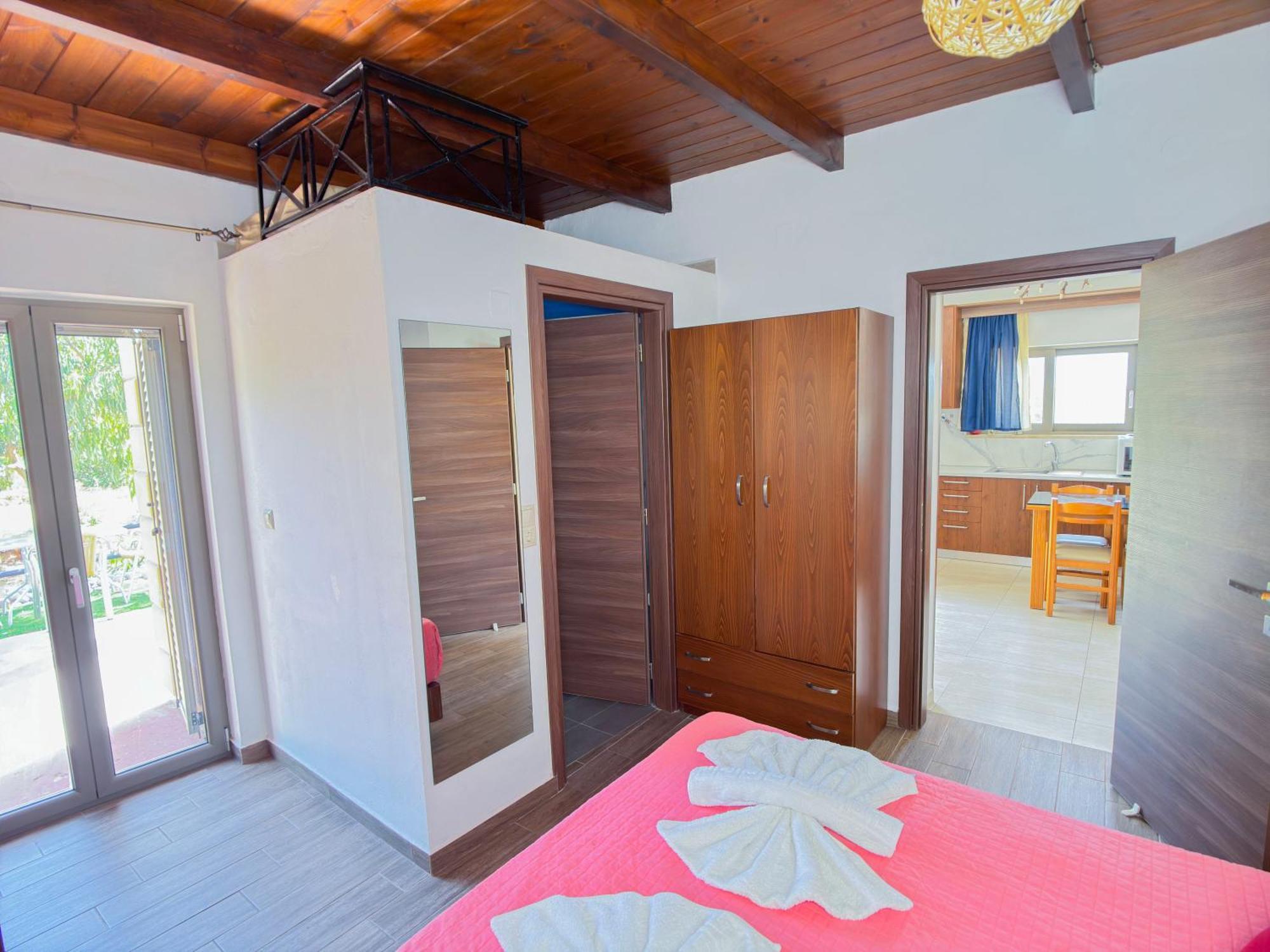 Beautiful Life Rooms With Sea View - Next To Elafonisi Beach Esterno foto